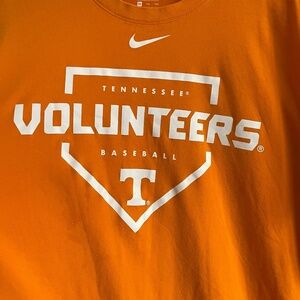 University of Tennessee baseball t-shirt, size xxl